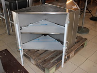 Twee rvs hoekkastjes. afmeting 70 x 70 x 70 cm. - afbeelding 3 van  3