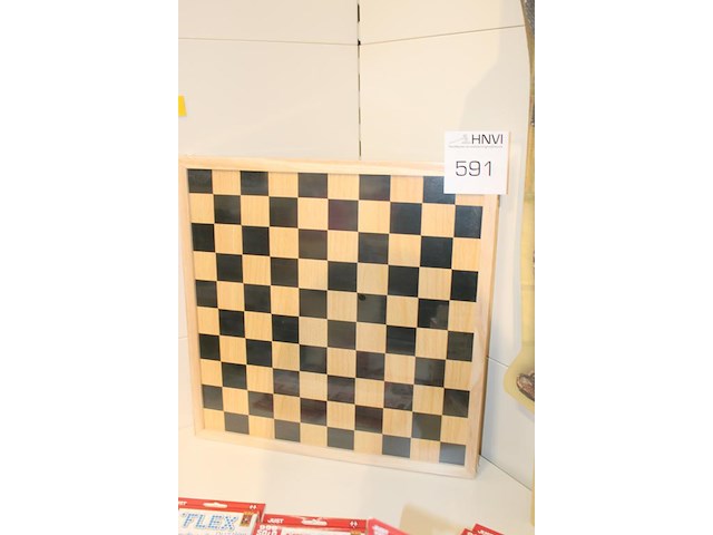 Twee schaakborden, afm. 40 x40 cm. - afbeelding 2 van  2