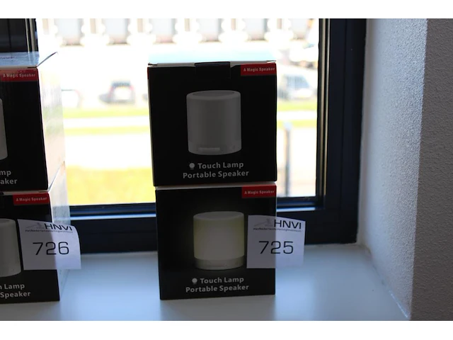 Twee speakerlampen nieuw in doos - afbeelding 1 van  2