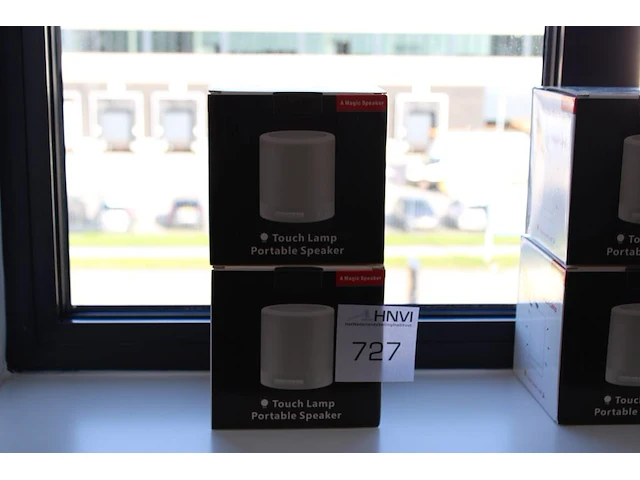 Twee speakerlampen nieuw in doos - afbeelding 1 van  2