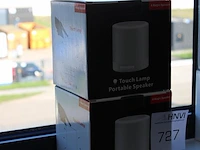 Twee speakerlampen nieuw in doos - afbeelding 2 van  2