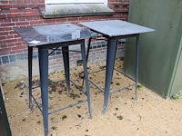 Twee statafels afm. 70 x 70 x 106 cm. - afbeelding 1 van  3