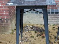 Twee statafels afm. 70 x 70 x 106 cm. - afbeelding 2 van  3