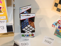 Twee stuks rubix cube. - afbeelding 1 van  2