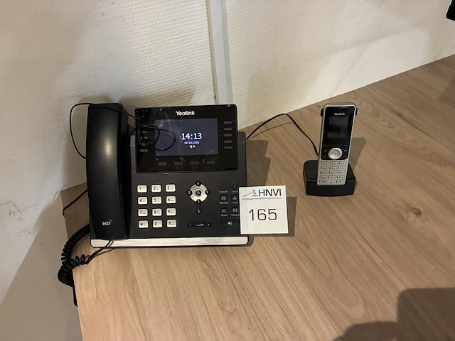 Twee telefoons yealink. - afbeelding 1 van  1