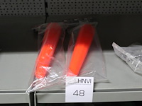 Twee toortsen voor zaklamp ( verkeersregelaar ) - afbeelding 1 van  2