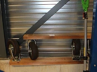 Twee transporthulpen. breedte 104 cm - afbeelding 2 van  2