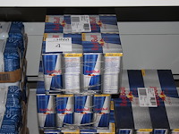 Twee tray's red bull. totaal 48 blikjes. bod is inclusief € 7,20 statiegeldwaarde. - afbeelding 2 van  2