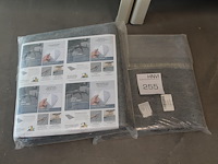 Twee vloermatten 120 x 90 cm. - afbeelding 1 van  2