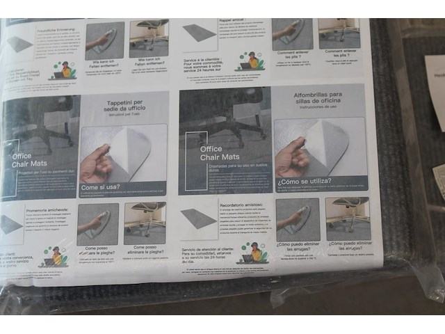 Twee vloermatten 120 x 90 cm. - afbeelding 2 van  2