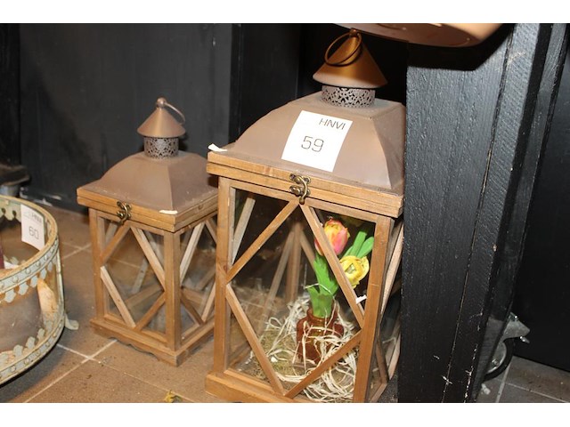 Twee windlichten hoogte 40 en 55 cm. - afbeelding 2 van  2