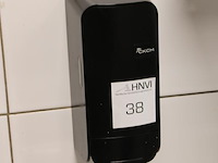 Twee zeepdispensers ckcm. - afbeelding 2 van  3