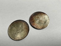 Twee zilveren munten, 50 gulden, 24,9 gram