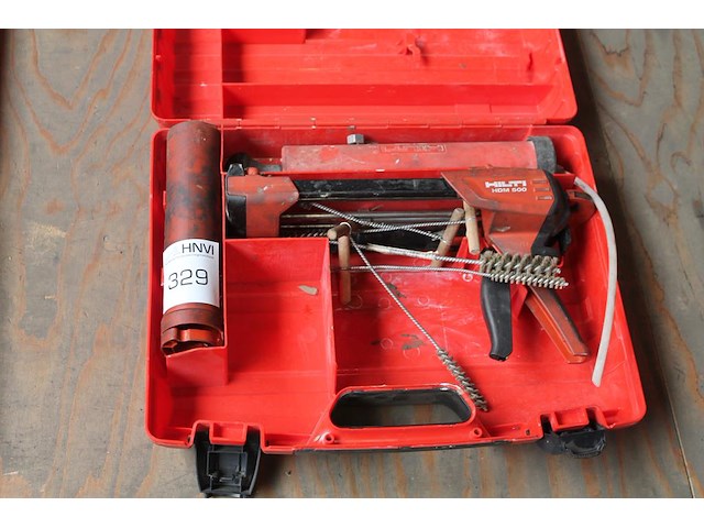 Tweecomponenten kitspuit hilti in koffer. - afbeelding 1 van  2