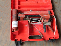 Tweecomponenten kitspuit hilti in koffer. - afbeelding 1 van  2