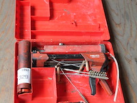 Tweecomponenten kitspuit hilti in koffer. - afbeelding 2 van  2