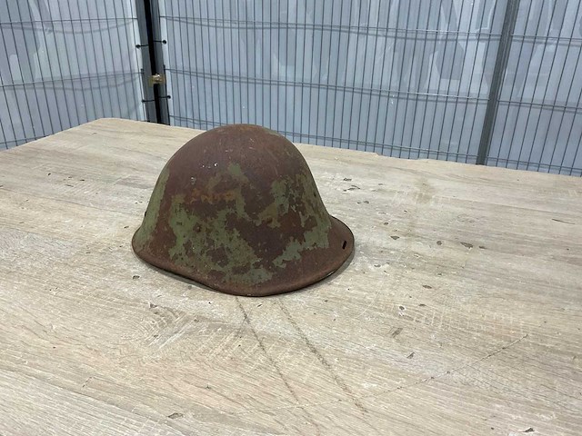 Tweede wereldoorlog helm nl - afbeelding 1 van  5