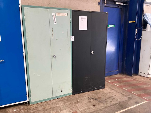 Tweedeurs archiefkast (2x) - afbeelding 1 van  3