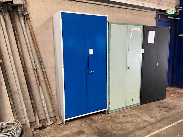 Tweedeurskast - afbeelding 2 van  3