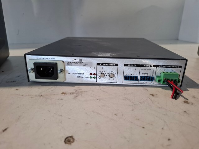 Tweekanaals audio-eindversterkers, extron, xpa 1002, met 2x opbouwluidspreker, extron sm 26 speedmount - afbeelding 3 van  6