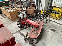 Tweewielige veegmachine - afbeelding 2 van  6