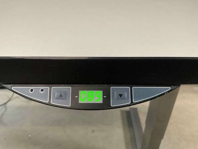 Twinform elektrisch zit- sta bureau tafel - afbeelding 2 van  9