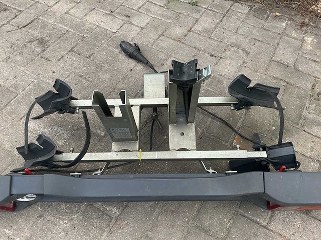 Twinny load trekhaakfietsendrager - afbeelding 7 van  9