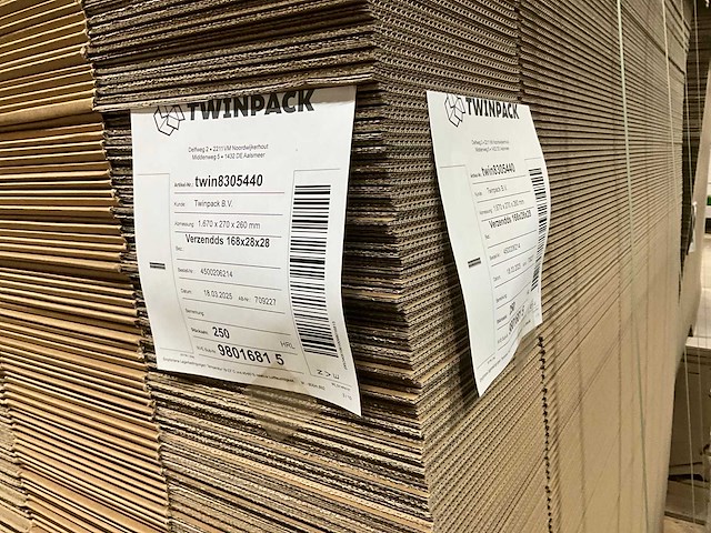 Twinpack kartonnen verzenddoos - 168x28x28cm (830x) - afbeelding 7 van  8