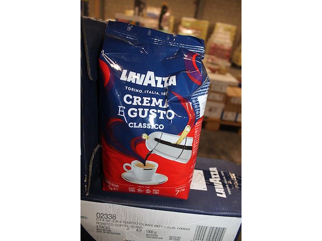 Twintig kilopakken koffiebonen lavazza crema e gusto. tht 30-12-2024. - afbeelding 2 van  2