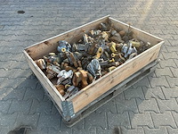 Twistlocks - afbeelding 1 van  5
