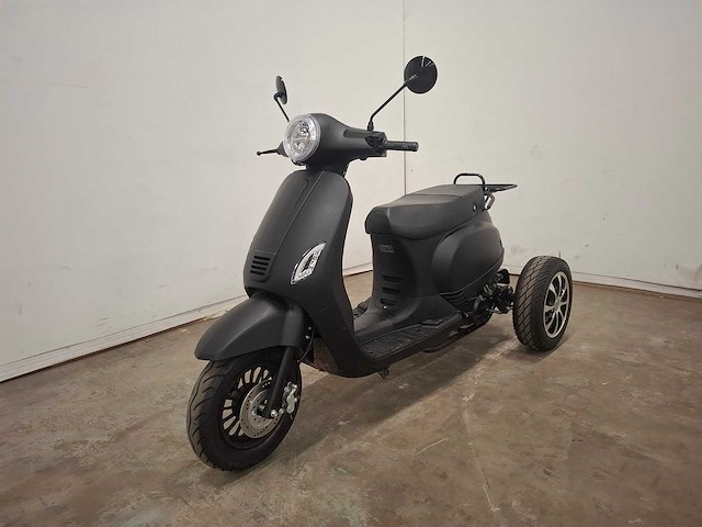 Twm - icebear lx3 - scooter - afbeelding 1 van  17