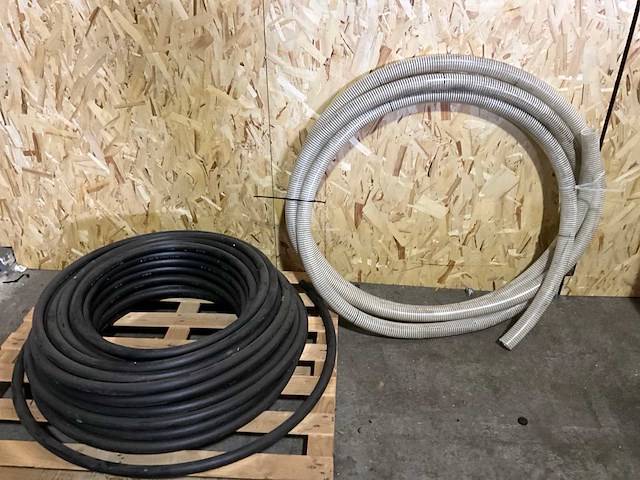 Tyleenslang 32x3,5 (72 meter) & flex buis ø50mm - afbeelding 1 van  6