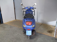 Tym - snorscooter - sx-50 sport riva ry50qt-16 - scooter - afbeelding 10 van  11