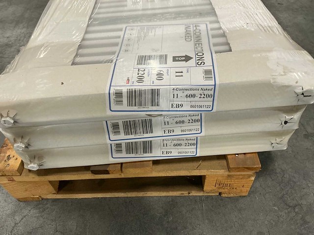 Type 11 radiatoren 600x2200mm (3x) - afbeelding 7 van  7