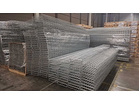 Type 3 partij thermisch verzinkte draadkabelgoten 300x31x5,5cm (1086x) - afbeelding 2 van  5