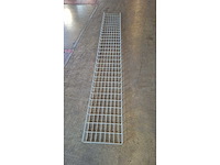 Type 3 partij thermisch verzinkte draadkabelgoten 300x31x5,5cm (1086x) - afbeelding 4 van  5