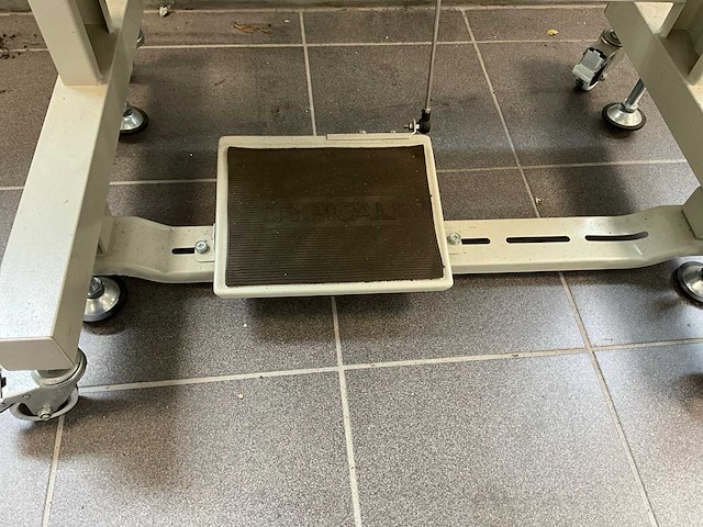 Typical gc20616 lockstitch naaimachine v.v. hohsing g60-1-00-220 servomotor - afbeelding 5 van  8