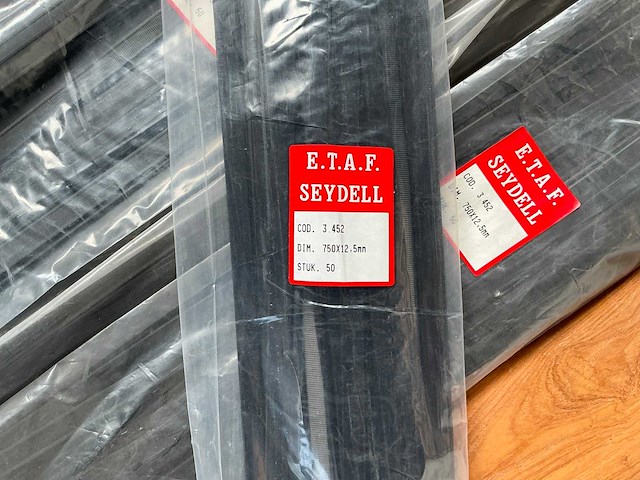 Tyraps 75 cm (250x) - afbeelding 2 van  2
