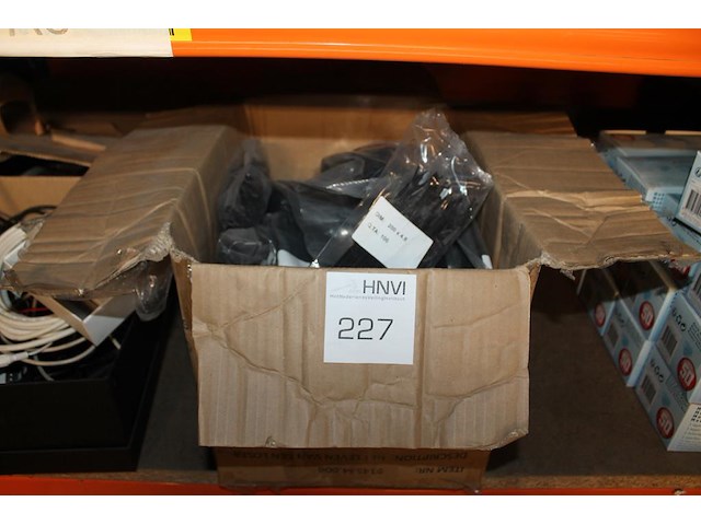 Tyraps in doos w.o.maat 200 x 4,8 mm. - afbeelding 1 van  1