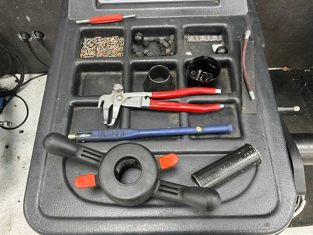 Tyreon gwb-t449 balanceermachine - afbeelding 5 van  7