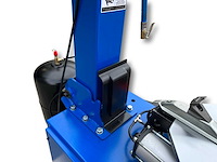 Tyreon tc24as heavy-duty banden demonteermachine met kantelende kolom en dubbele airbooster in de spanklauwen - afbeelding 19 van  28