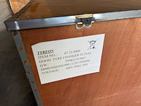 Tyreon tc24as heavy-duty banden demonteermachine met kantelende kolom en dubbele airbooster in de spanklauwen - afbeelding 2 van  20