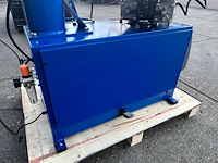 Tyreon tc28ah heavy-duty bandendemonteermachine met 2 hulparmen - afbeelding 10 van  12