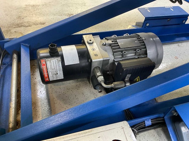 Tyreon tsc300 hydraulische schaarheftafel - 300 kg - afbeelding 14 van  14