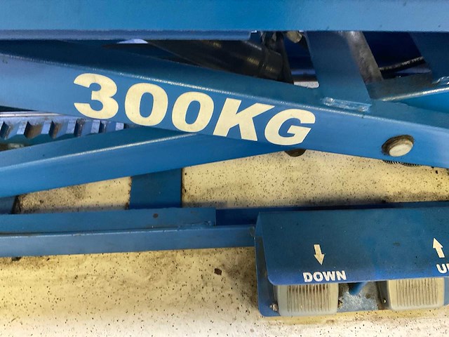 Tyreon tsc300 hydraulische schaarheftafel - 300 kg - afbeelding 7 van  15