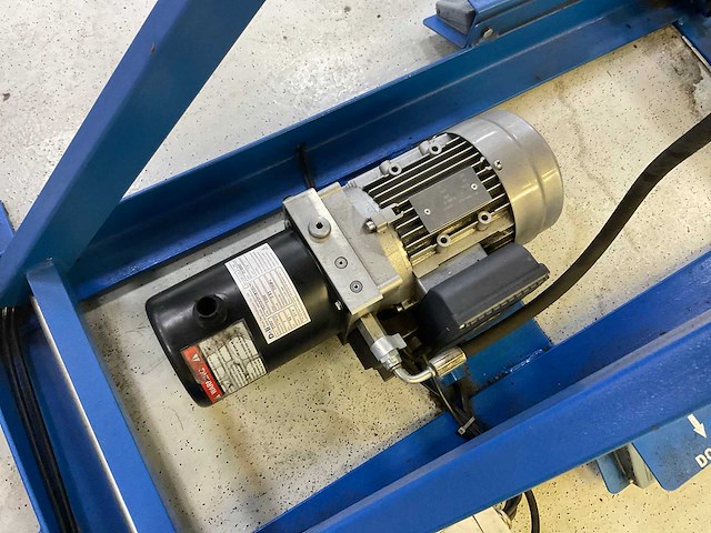 Tyreon tsc300 hydraulische schaarheftafel - 300 kg - afbeelding 2 van  14