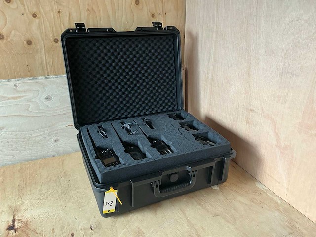 Tyt md-uv390 portofoon/ dmr digital transceiver (6x) - afbeelding 2 van  6