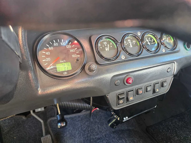 Uaz - tigr - 4x4 - offroad - uniek 7900 km - 2005 - zv-512-h - personenauto - afbeelding 3 van  25