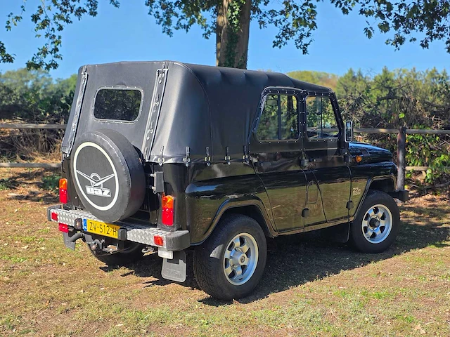 Uaz - tigr - 4x4 - offroad - uniek 7900 km - 2005 - zv-512-h - personenauto - afbeelding 6 van  25