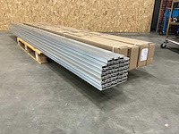 Ubbink montagerail aluminium 3300mm (33x) - afbeelding 1 van  5